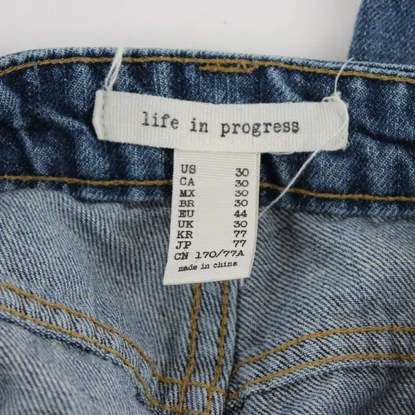 Life in Progress Women's Size 30 Distressed Medium Wash Denim Jeans 