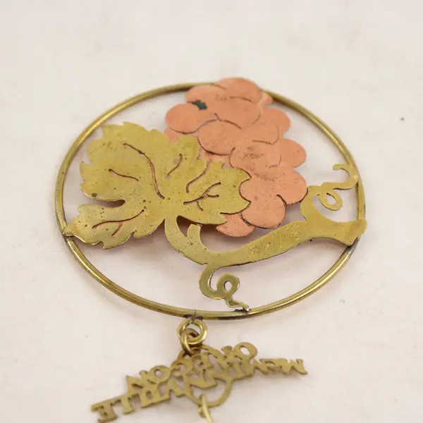 2018 McMinnville OR Copper Toned and Brass Ornament 2" Wine Country Grapes