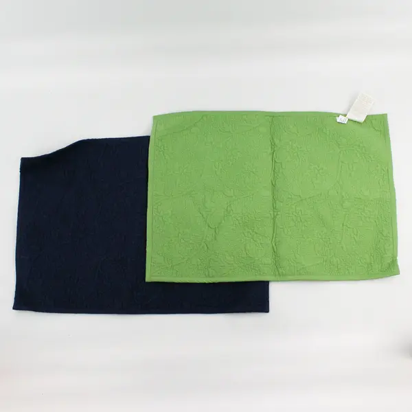 Lot Of 2 Williams-Sonoma Blue/Green Fabric Table Placemats 100% Cotton 14.5"x20"