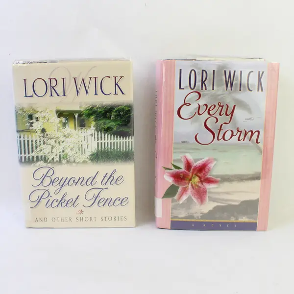 Lot of 2 Lori Wick Books Beyond the Picket Fence & Every Storm