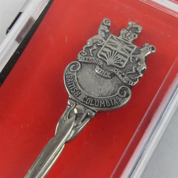 Vintage British Columbia Victoria Canada Souvenir Spoon Collectible w/ Box