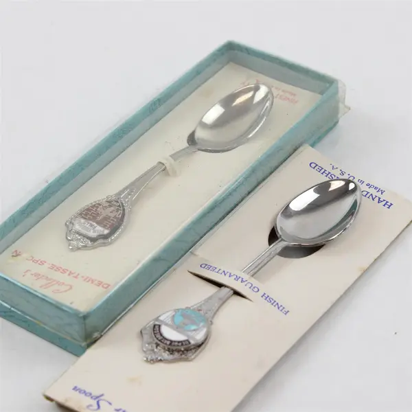 Lot of 2 Souvenir Demi-Tasse Spoons Multnomah Falls & Depoe Bay Oregon