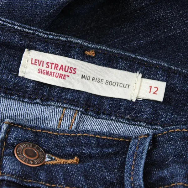 Levi Strauss Women's 12 (31x30) Dark Wash Midrise Bootcut Stretch Denim Jeans