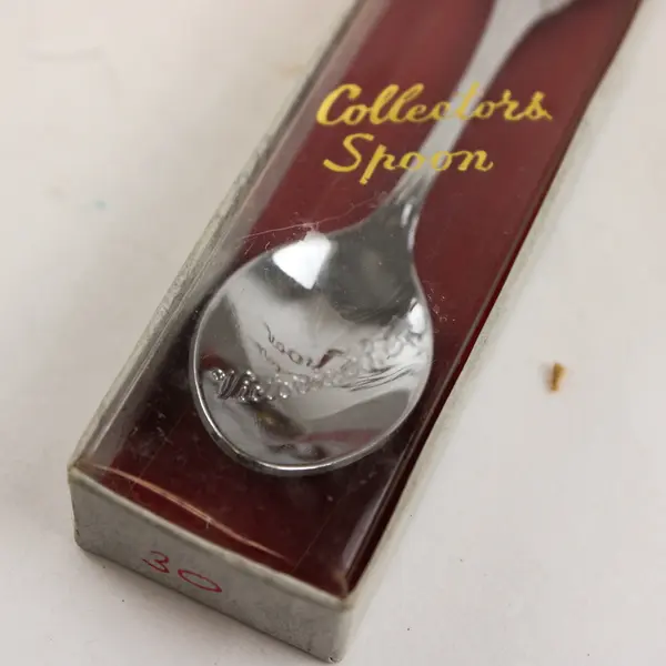 Lot of 2 Canada Souvenir Collector Spoons Victoria BC Maple Leaf 