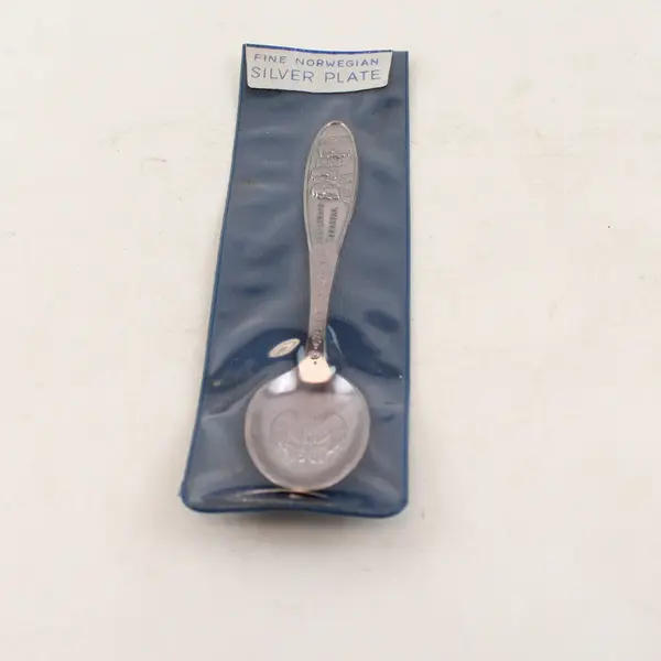 Mt Rushmore Silver-Plate Souvenir Spoon Black Hills SD Collectible