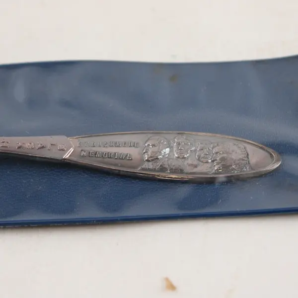 Mt Rushmore Silver-Plate Souvenir Spoon Black Hills SD Collectible