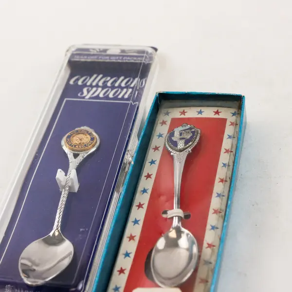 Lot of 2 Oregon Souvenir Spoons Gold-Tone The Grotto & Multnomah Falls