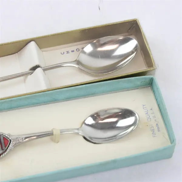 Lot of 2 Chrome Souvenir Spoons Washington Four Seasons Olympic Peninsula