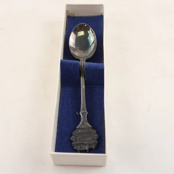 Vintage Chateau Lake Louise Souvenir Spoon Canada Collectible