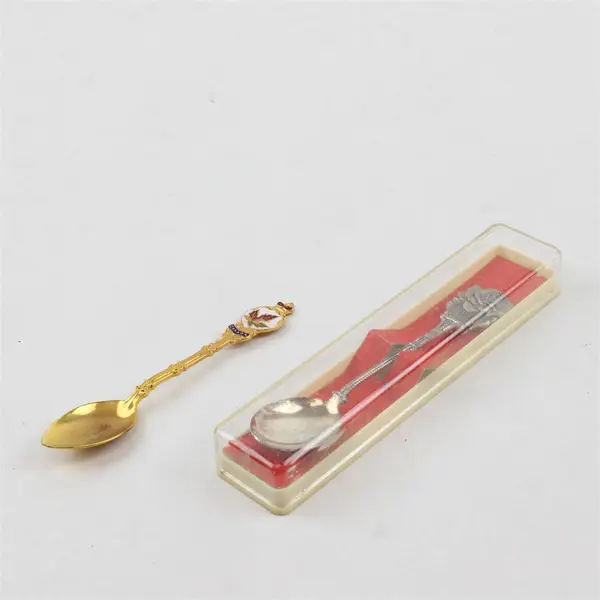 Lot of 2 Vintage Canada Souvenir Spoons Gold-Tone Butchart Gardens Victoria