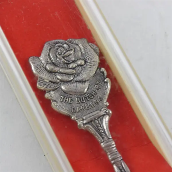 Lot of 2 Vintage Canada Souvenir Spoons Gold-Tone Butchart Gardens Victoria