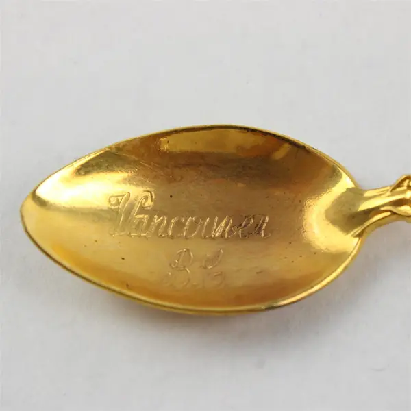 Lot of 2 Vintage Canada Souvenir Spoons Gold-Tone Butchart Gardens Victoria