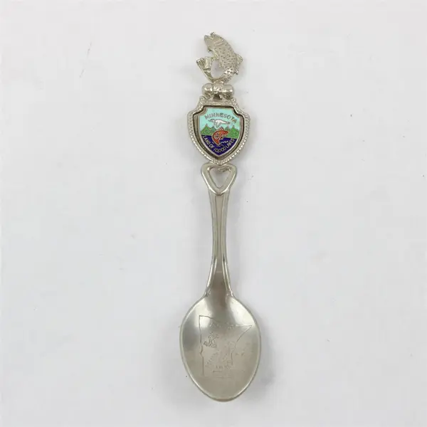 Vintage Minnesota Souvenir Spoon Fish Handle State Outline Collectible