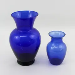 Lot of 2 Cobalt Blue Glass Flower Vases 5.5" and 9"