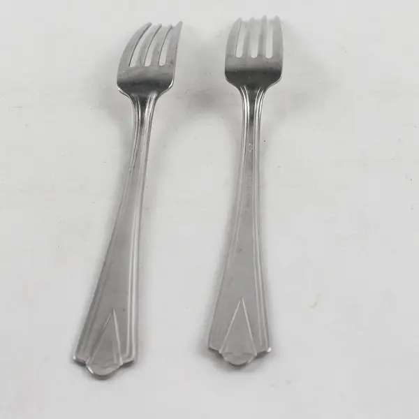 Lot of 2 Diamond Silver Co DSC3 Stainless Steel Forks