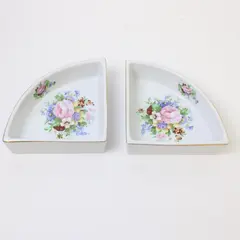 Lot of 2 Vintage Porcelain Fan-Shaped Trinket Dishes Floral Gold Trim