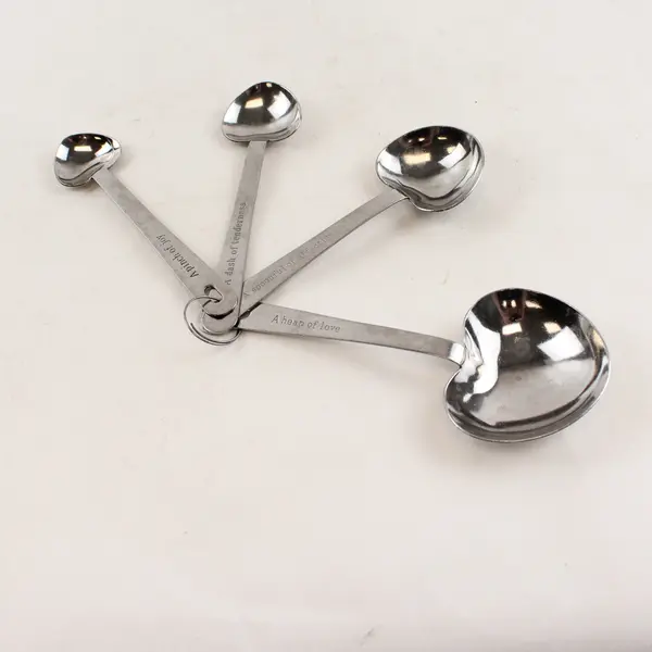 Lot of 2 Metal Measuring Spoons Sets Oval & Heart Shaped