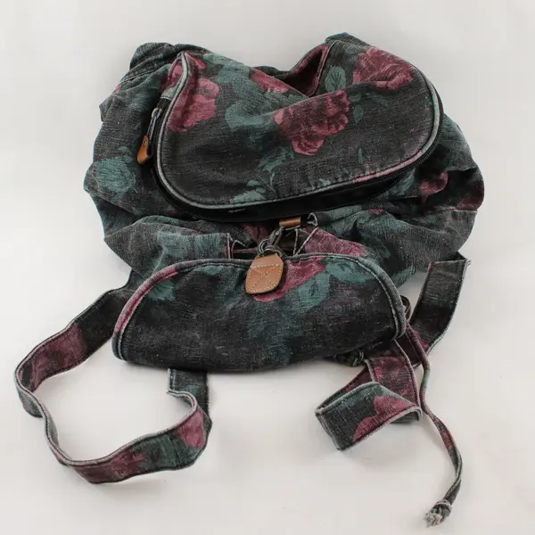 Vtg GITANO Floral Denim Slouchy Backpack w/Adjustable Arm Straps