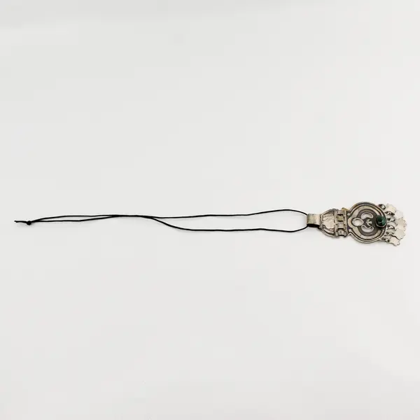 Hinged Silver-Tone Drop Pendant Necklace 16"