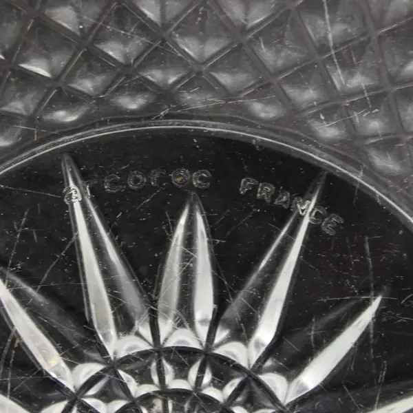 Arcoroc France Star Pattern Clear Glass Round Serving Bowl 8.25" Diameter
