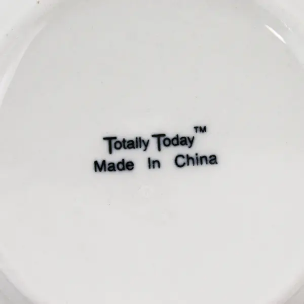 Lot Of 3 Totally Today Brand TTO12 Pattern White Ceramic Flat Cups 2.75" Tall