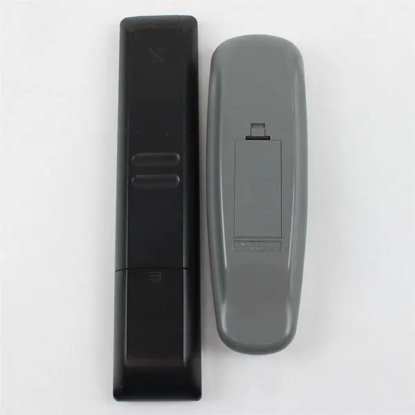 Lot of 2 RCA Universal (RCU300TMS/RCU704MS2N) & LG MKJ40653801 Remotes