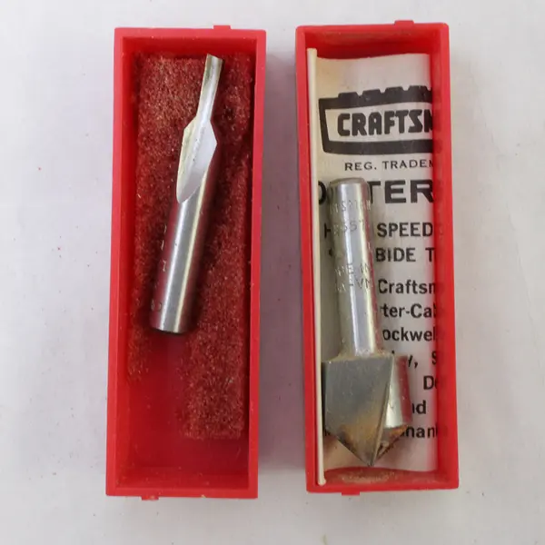 Lot of 6 Router Bits Dovetail V-Groove Straight 1/2" 3/8" 1/4" 1/8"