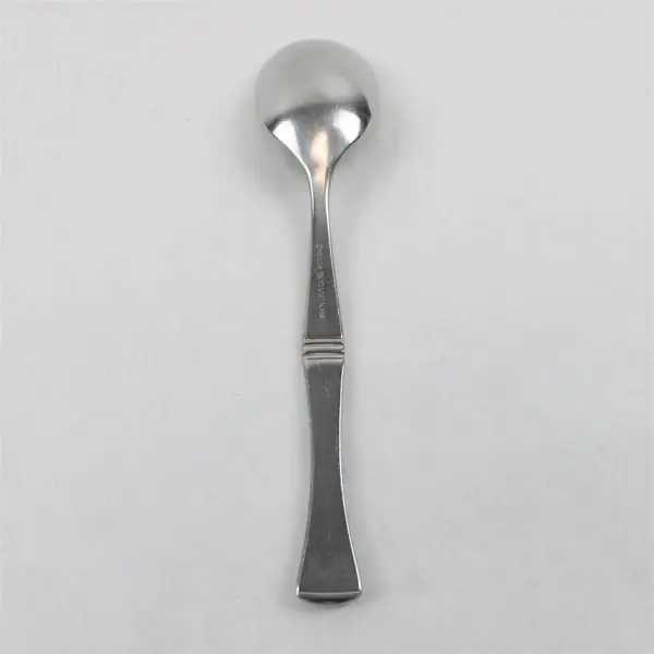 Single Oneida Lai Stainless Place/Oval Soup Spoon