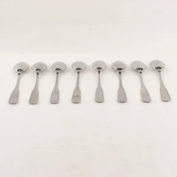 Set of 8 Oneida Laguna Stainless Steel Teaspoons