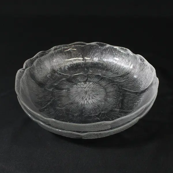 Set of 2 Arcoroc Fleur Clear Glass Coupe Bowls 8"