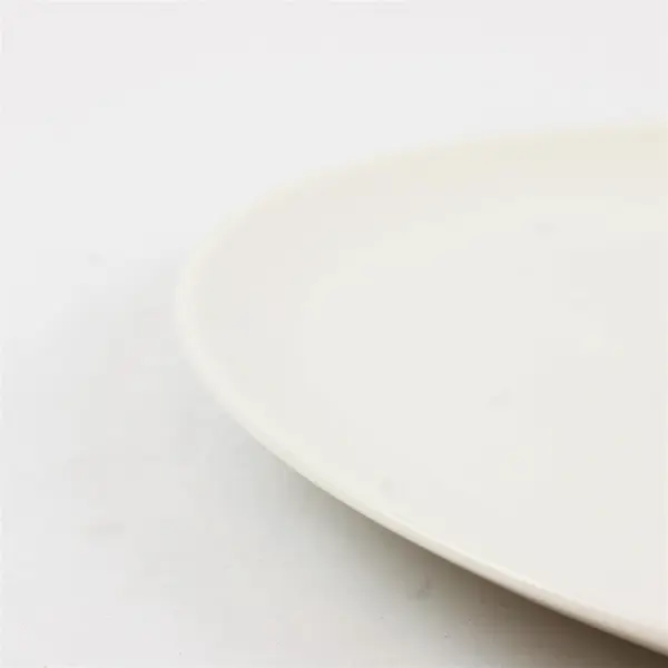 Lot Of 4 Syracuse Brand Serene Pattern White Ceramic Dinner Plates 10.75"