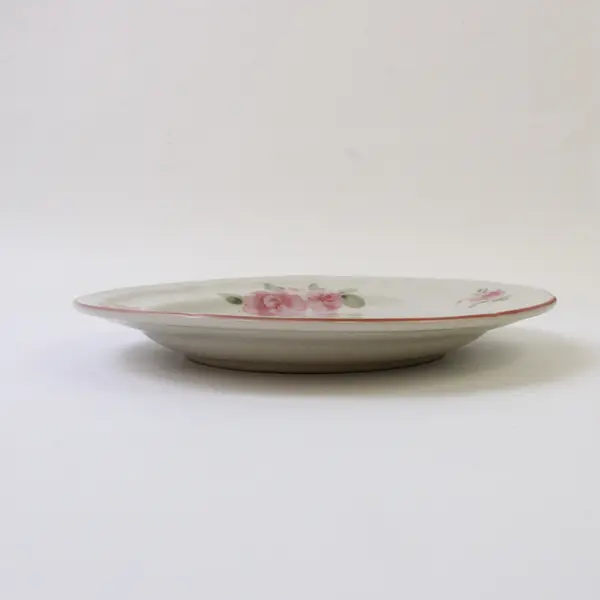 Lot Of 4 Gibson Designs Roseland Pattern Floral Ceramic Salad Plates 7.75"