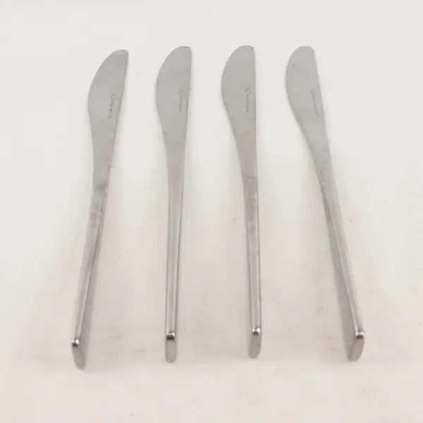 Set of 4 Studio William Stainless Steel Modern Dining Knives