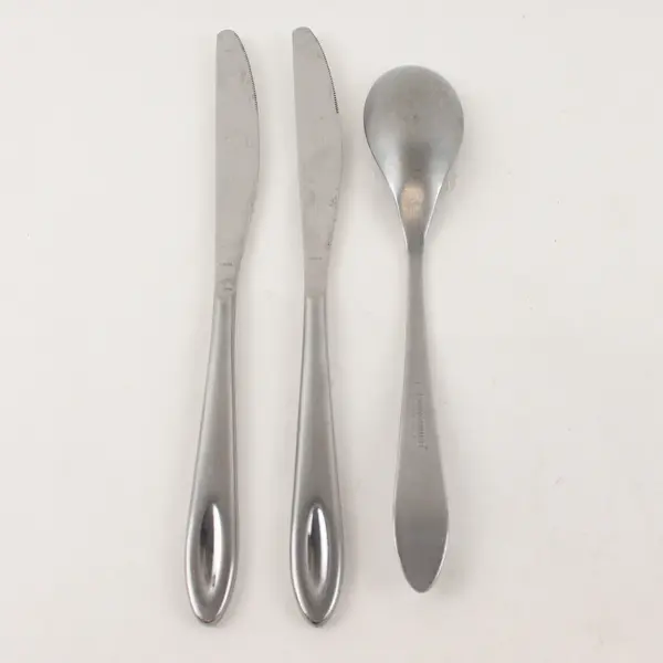 Lot of 3 Studio William Stainless 2 Knives & 1 Oval Spoon