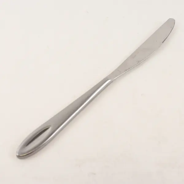 Lot of 3 Studio William Stainless 2 Knives & 1 Oval Spoon