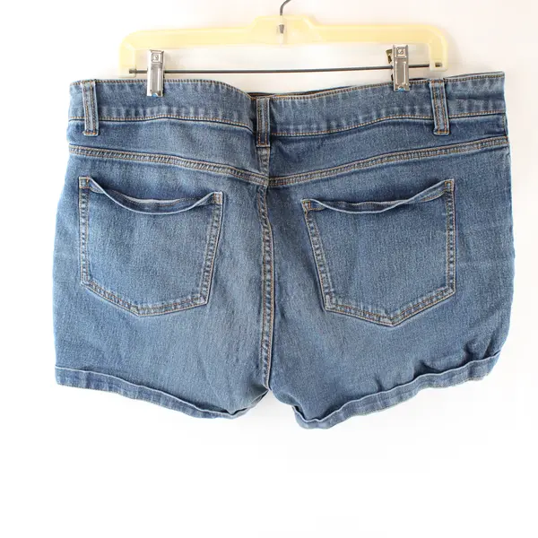 Faded Glory Womens Size 18 Dark Wash Denim Stretch Cuffed Jean Shorts