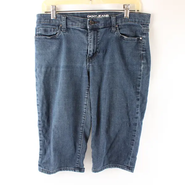 DKNY Women's Size 8 Dark Wash "Ludlow Short" Stretch Capri Pants