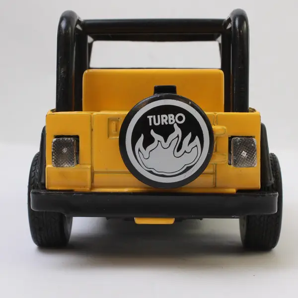 Playmaker Toys Power Jeeper Jeep A Yellow 1:32 Scale Diecast w/Pull Back Action 