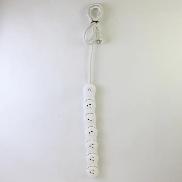 Quirky Pivot Power 6-Outlet Flexible Surge Protector Strip - Used/Untested