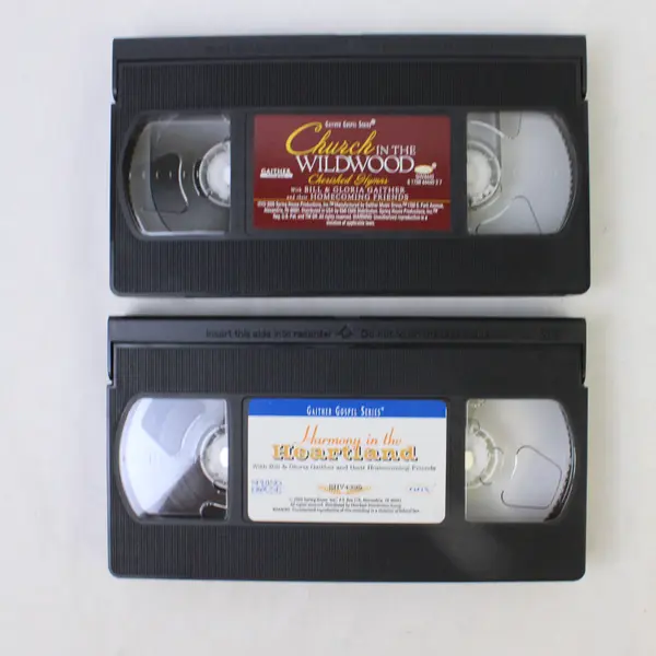 Lot of 2 Bill & Gloria Gaither VHS - Harmony in the Heartland; Cherished Hymns