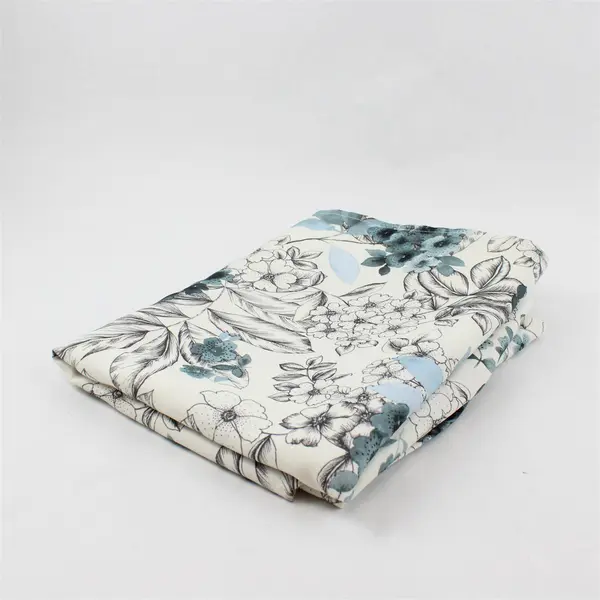 Blue & Off-White Floral Rectangular Tablecloth 50" x 66" with 4 Napkins - Flawed