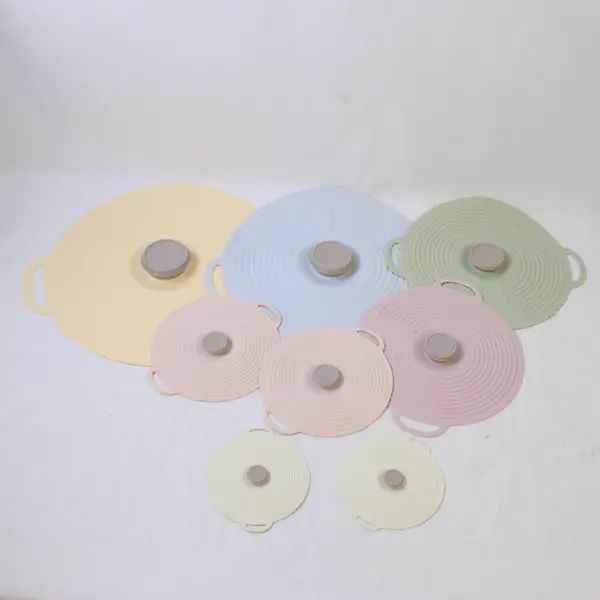Lot Of 8 Unbranded Matching Round Reusable Silicone Lids Multisizes 4" - 13"