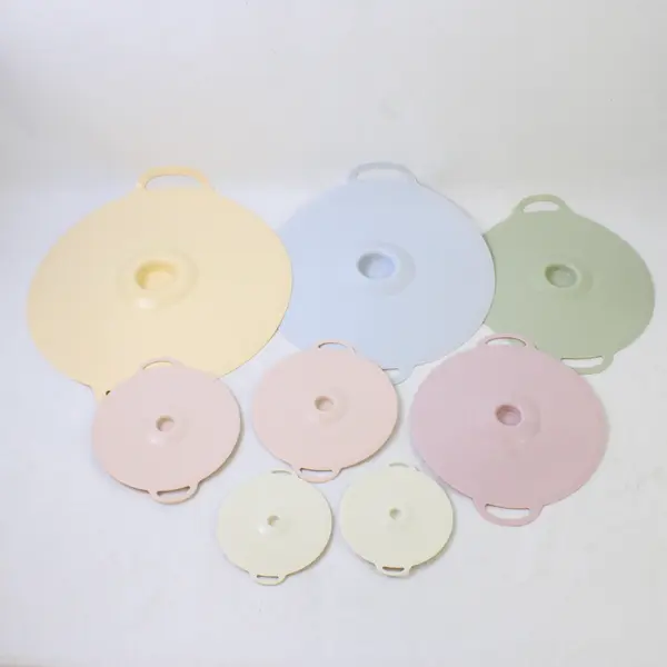 Lot Of 8 Unbranded Matching Round Reusable Silicone Lids Multisizes 4" - 13"