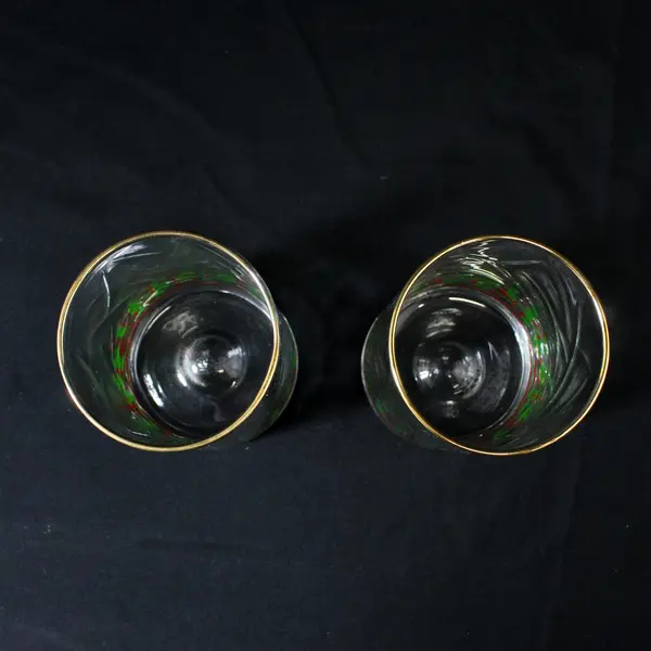 2 Arby's 1983  Holly Berry Christmas Glasses W/ Gold Rim