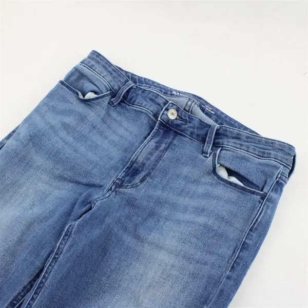 Old Navy Women's Size 10 Medium Wash Mid-Rise Wow Boot-Cut Denim Jeans