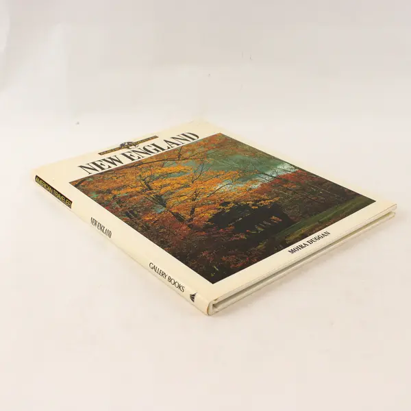 New England (American Traveler Series) Moira Duggan 1990 Hardcover Dust Jacket