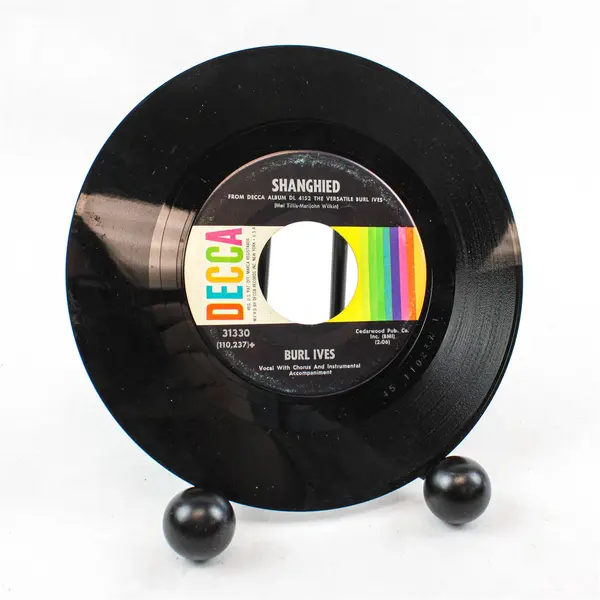 Burl Ives - A Little Bitty Tear / Shanghied  7" Vinyl Record