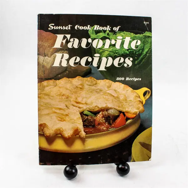 Sunset Cook Book of Favorite Recipes Paperback Sunset Books Good