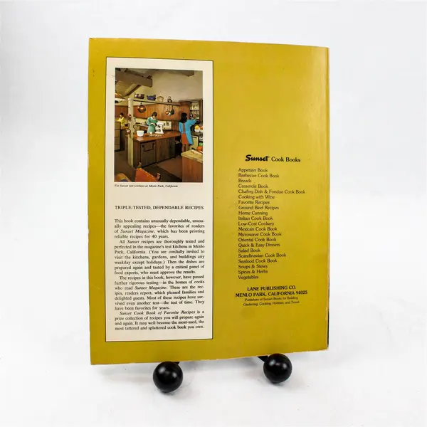 Sunset Cook Book of Favorite Recipes Paperback Sunset Books Good