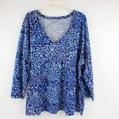 Roaman's Blue Floral Pattern Long-Sleeved V-Neck T-Shirt Women's 2X 26/28